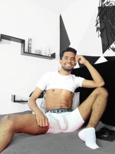 dereck_hotsoon Public Hình 3