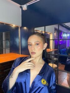 melodygirl__ LATTE 🧡 Pic 8
