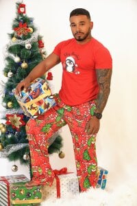 bruno_miller_ Christmas Temptation 2025 🎄 🎁 ❄️ Pic 3