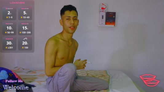 hey guys I'm here for new naughty adventures together de Jacobwolf_xxx  3 Imagens