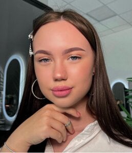 BootyTrisha The story of my hair Pic 3