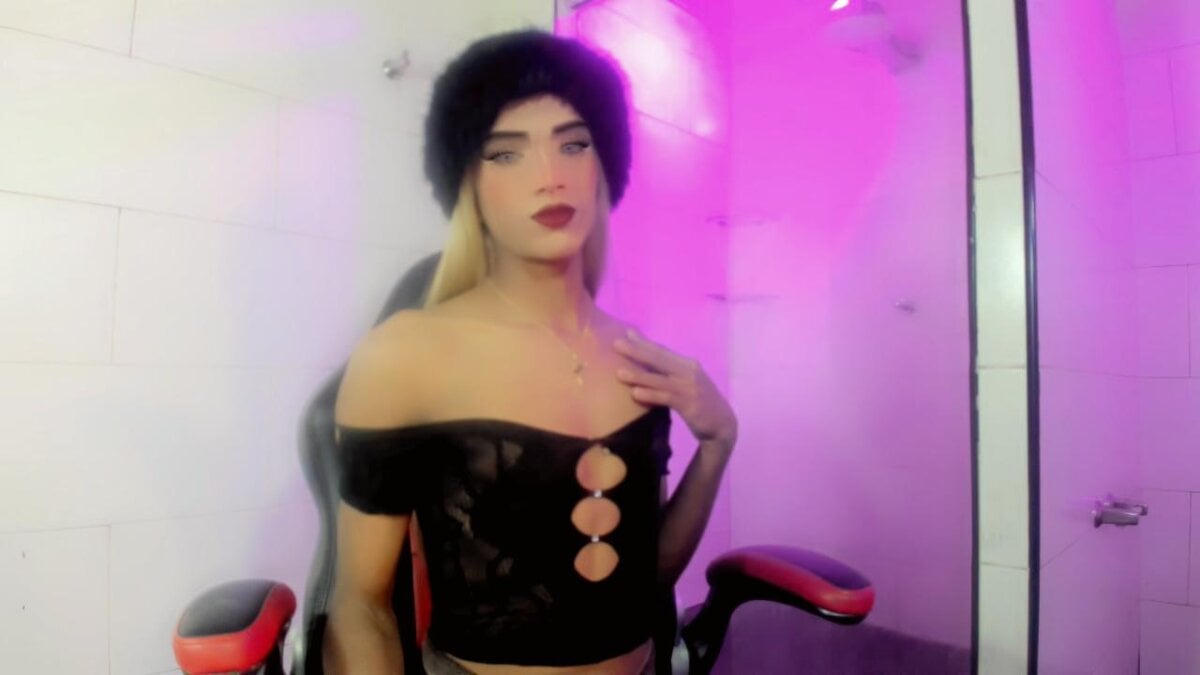  6094 Gambar Sohor Kini Samantha_Ortega_