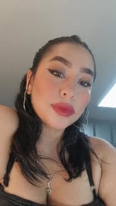 Carolina_Arias Allow the rhythm to catch you, as if time stopped. Pic 7