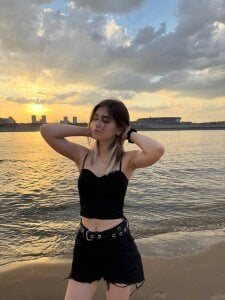 HaIinaDifabioHere I am Bild 3