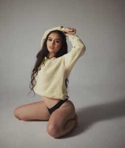 Amelia_Saenz_ 🍒 Pretty Woman 🍒 Pic 3