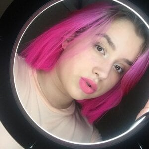 Soft_Lina Public Pic 2