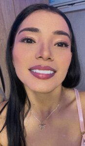 Lornamedina07 Public Pic