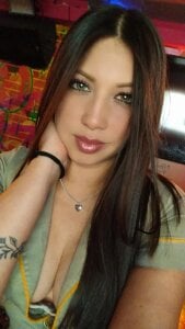 Public de AvaHarper_  2 Imagens