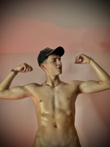 god_drake My body very shiny and hot for you Pic