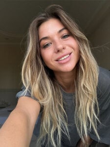 Ashley_Lin Public Pic 5