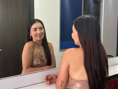 LESLY_PALMEERのGirl 🍒の枚の写真