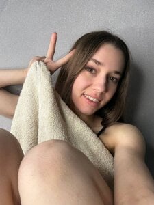 PetraHambelton happiness🔥 Pic 5