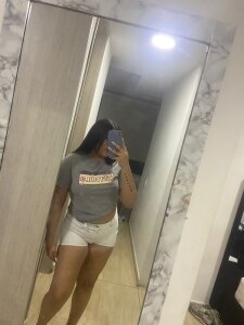 Mishell_Sharman_ 🥵👀 Bilde 3