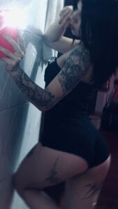 RedFuckDoll Public Pic 4