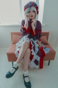 koshkasenpaiのShalltear Bloodfallen part 1 FREEの 9枚の写真