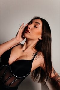 Emilia_mala: Shine <1> ( 3 фото)