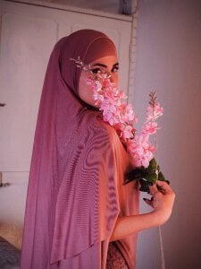 jamila_zair She has the charm of an angel and the sensuality of a thousand demons 💫 Foto