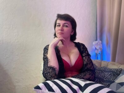 Demi_Mature Public Pic