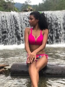 catiusca_reyes_03 Walk to the river. 💧 зображення 3