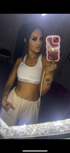 QueenV_x Public Pic 5