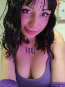 Kitty_Melodi 😈💜🧕🏻 Immagine  6