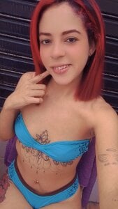 demon_stil_coupleのSexy melaniの 4枚の写真