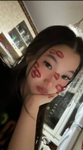 EmmaLeexth Public Pic 2