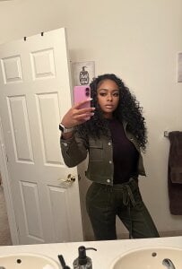 Noelle-XOX Public Pic 2