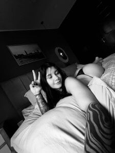 Nathalia_stone_ good morning 🖤 Εικόνα 4