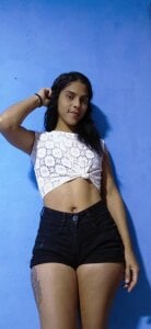 Emily_hot26 Public Pic 2