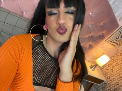 Miley_Cavendish my in orange 사진 2