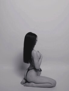 Lindsay_Cutie Public Pic 5