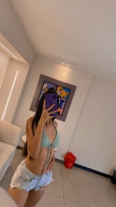 Milleradhara24 No necesito mostrar mucho… mi energía ya lo dice todo.” Fotka