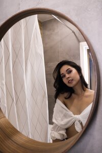 NymphOfLove Love round mirrors Pic 4