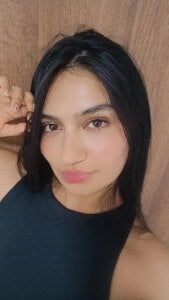 AidaJones 1/11 Pic 3