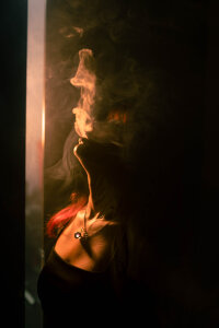 RoyalLuxury In pause, feeling Pic 2