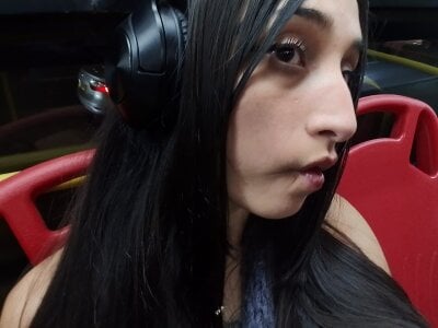 Evabellee Public Pic 3