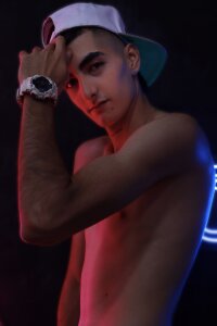 DimitryHank kullanıcısının SEXY FOR YOU albümü -  3 fotoğraf