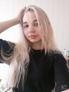 DorlaKavadias Public Pic 3