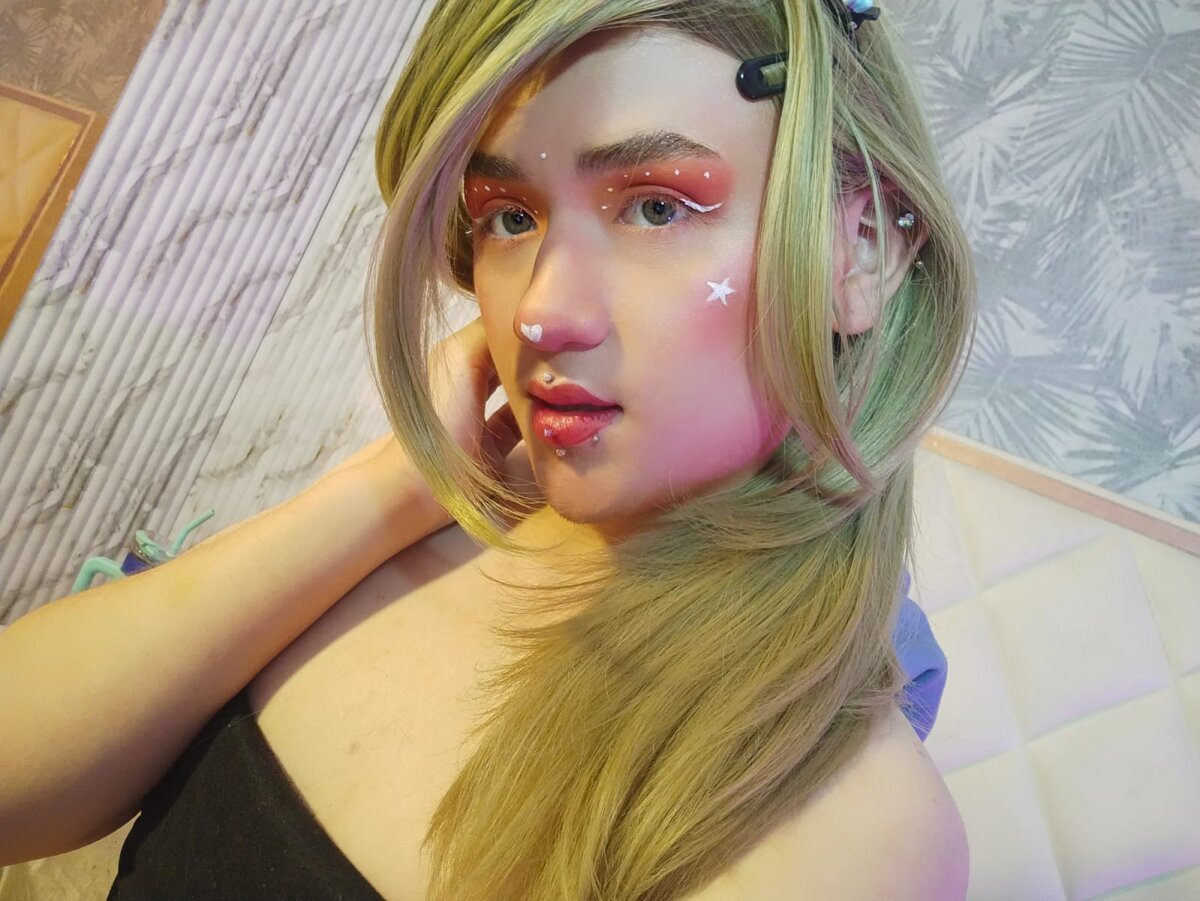 Трендове зображення  8344 NOOAH_TAY