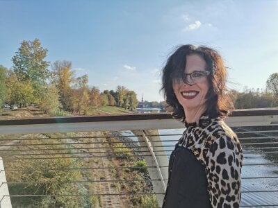 chillimonia Stifelette, Korsett, Rock und Nylons outdoor slika 5