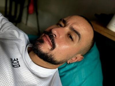 HARRY_FLYNN Public Pic 4