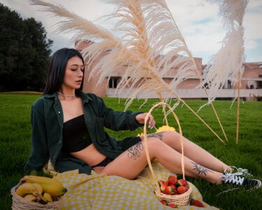 Ary_thompson__ Public Pic 3