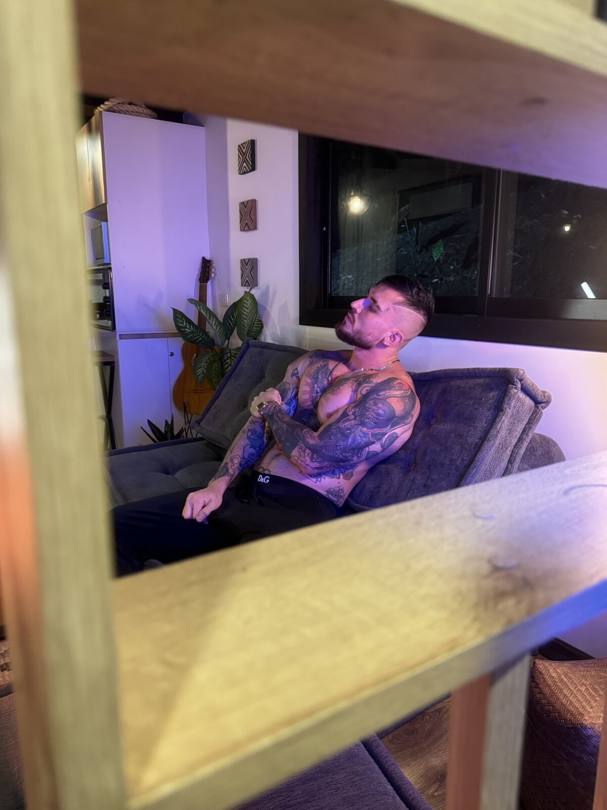 DimitriSullivan_ adlı kullanıcının viral fotoğrafları:  2035