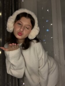 LouiseChavez Snow me зображення