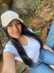 SharaRous Public Pic