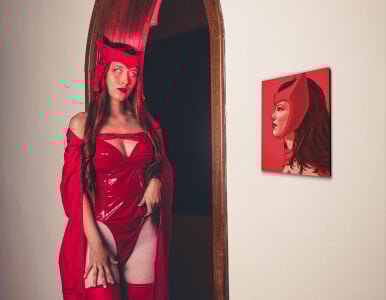 ViolethMoon kullanıcısının Wanda Maximoff Cosplay albümü -  3 fotoğraf