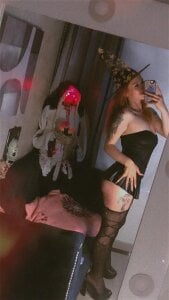 zoe_taylorr1 halloween 31 ocutbre Pic 4