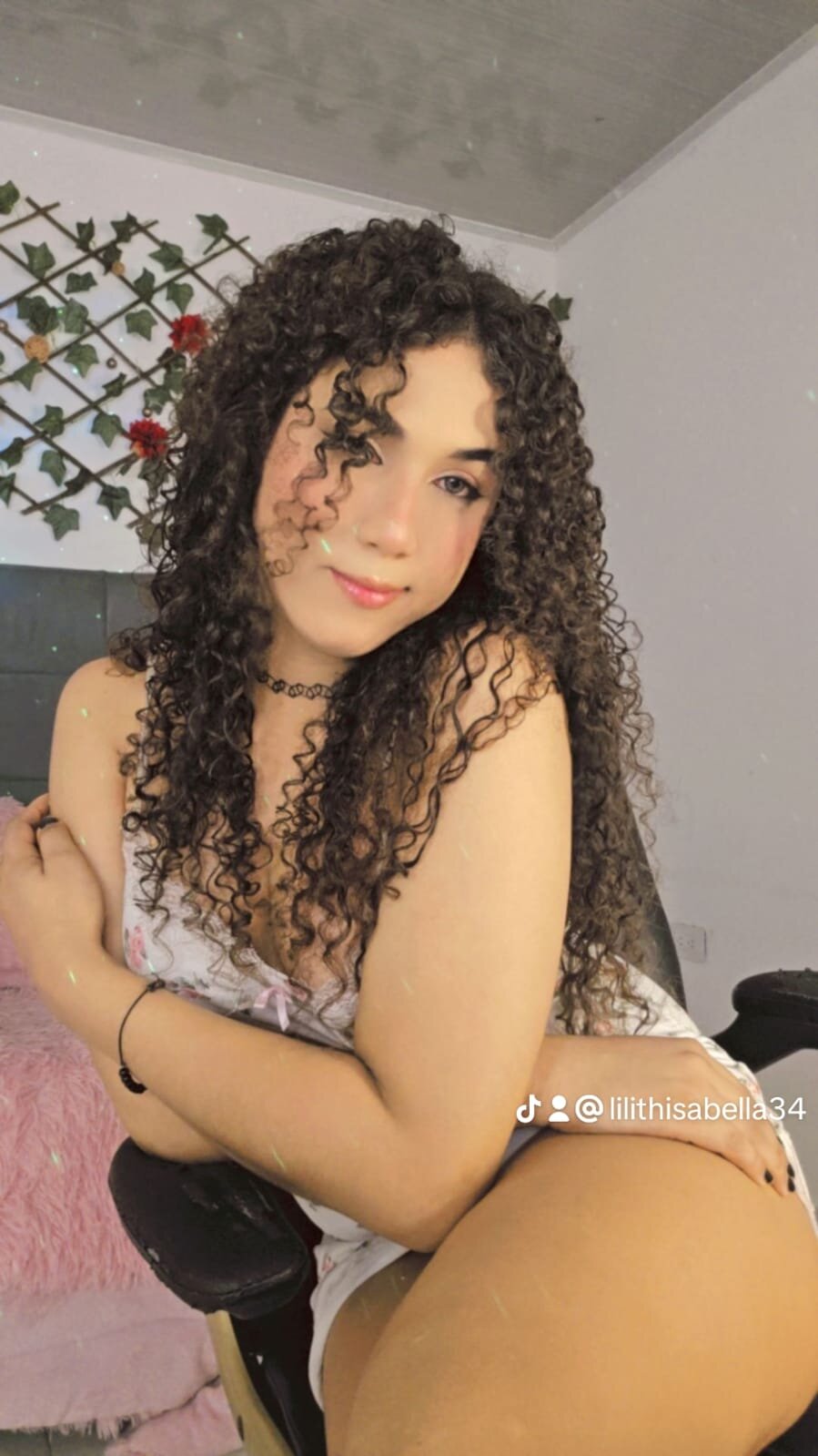 ภาพที่กำลังนิยมของ Aleera_Walton  2837