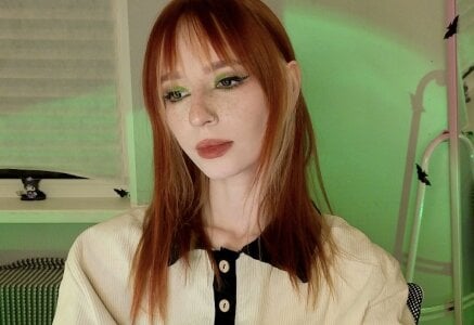 some of my selfies😜 od sweetuniporn  8 snímek